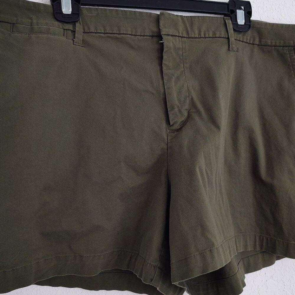 A new day, Women’s Stretch Chino Shorts, 16